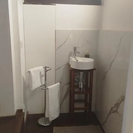 At Santacroce Apartman